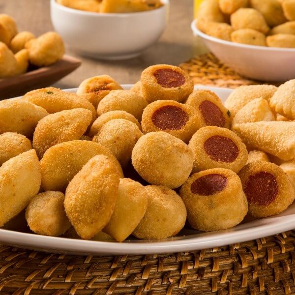 Salgadinhos Perfeitos: Crocantes por Fora e Recheados por Dentro!